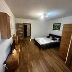 Apartament 1 Room center circumvalațiunii